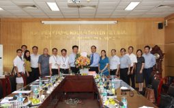 Cục Khoa học công nghệ và Đào tạo làm việc với Học viện Y Dược học cổ truyền Việt Nam