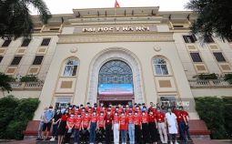 Sinh viên Đại học Y Hà Nội “xếp bút nghiên” lên đường chi viện cho Bắc Ninh