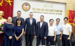 Thúc đẩy hợp tác trong lĩnh vực nghiên cứu y khoa tại Việt Nam