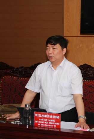 Cục Khoa học công nghệ và Đào tạo làm việc với Trường Đại học Y khoa Vinh về công tác đào tạo khối ngành sức khỏe