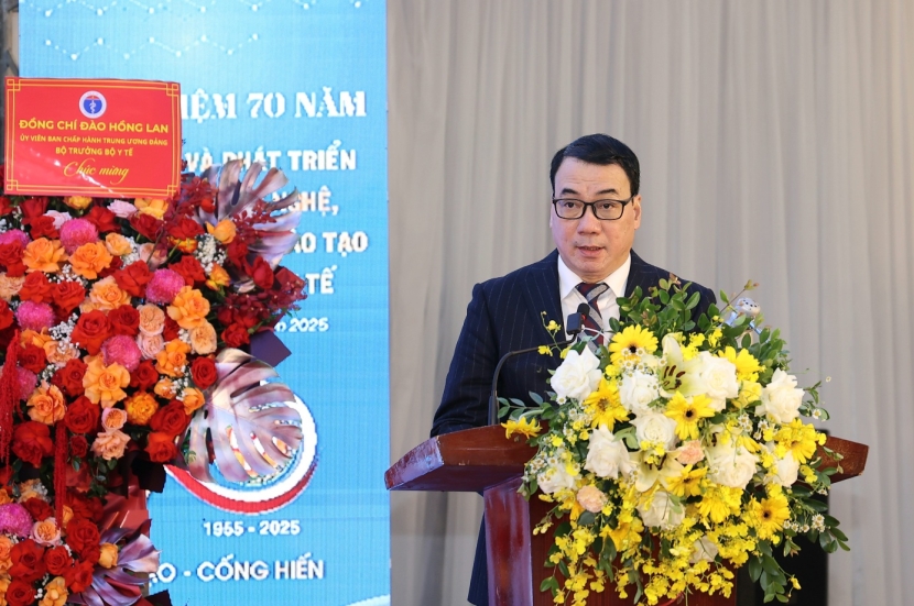 Bộ trưởng Đào Hồng Lan: Khẳng định vị thế của khoa học công nghệ và giáo dục y học Việt Nam trên thế giới